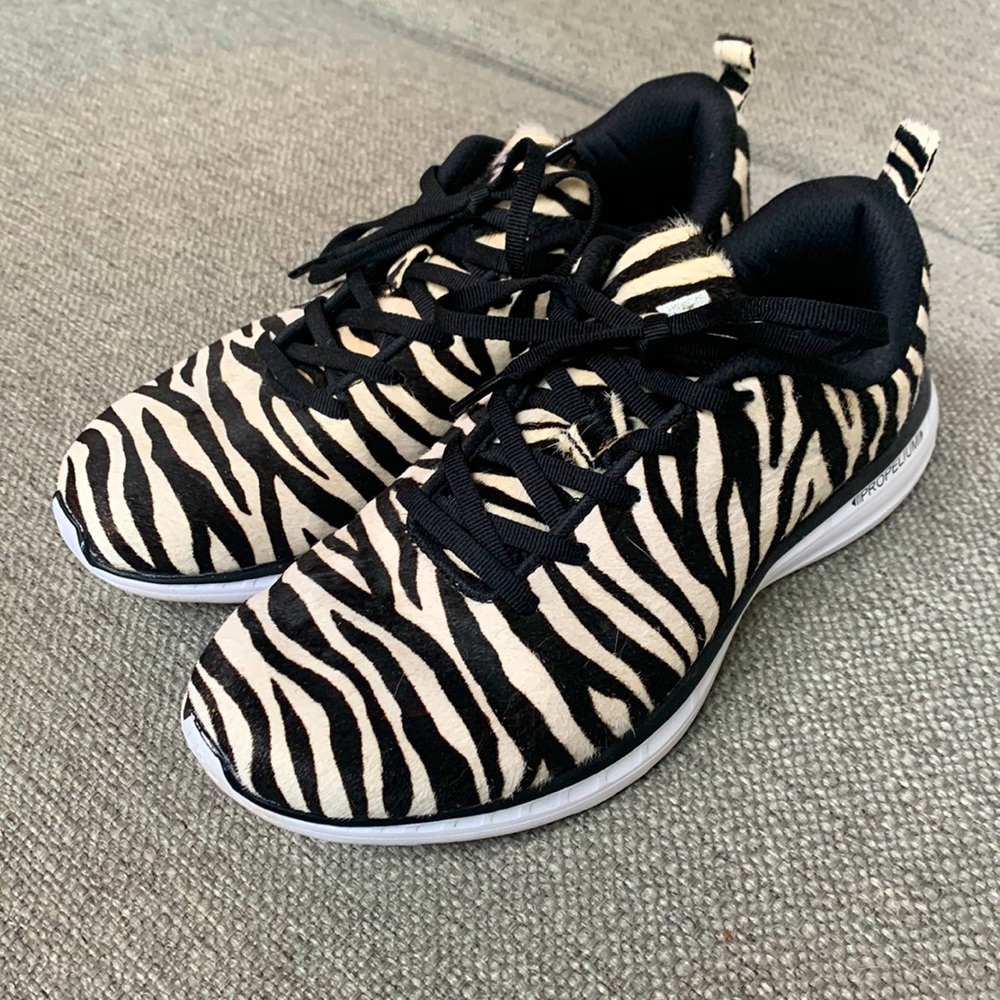 Zebra print APL Iconic Pro athletic shoes